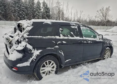 2016 Dodge Journey Sxt z USA, uszkodzony, nr VIN 3C4PDCBB3GT111139